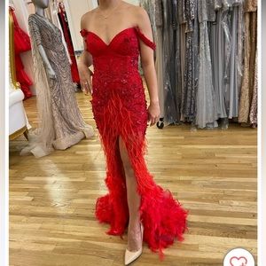 Limited edition contour gown- never worn